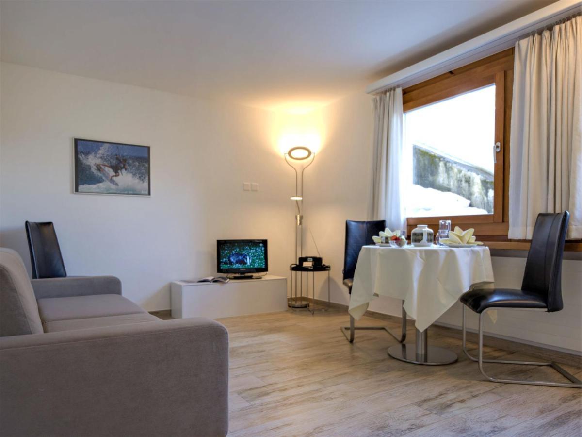 Apartment Chesa Munteratsch 311 By Interhome Silvaplana Bagian luar foto